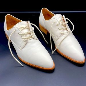 Frye Leather Cream Oxford Loafers